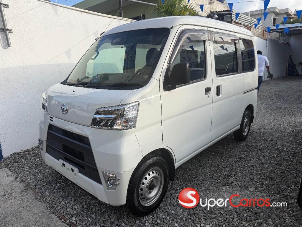 2021 Daihatsu Hijet — foto 2 / 11