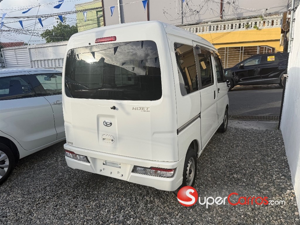 2021 Daihatsu Hijet — foto 3 / 11