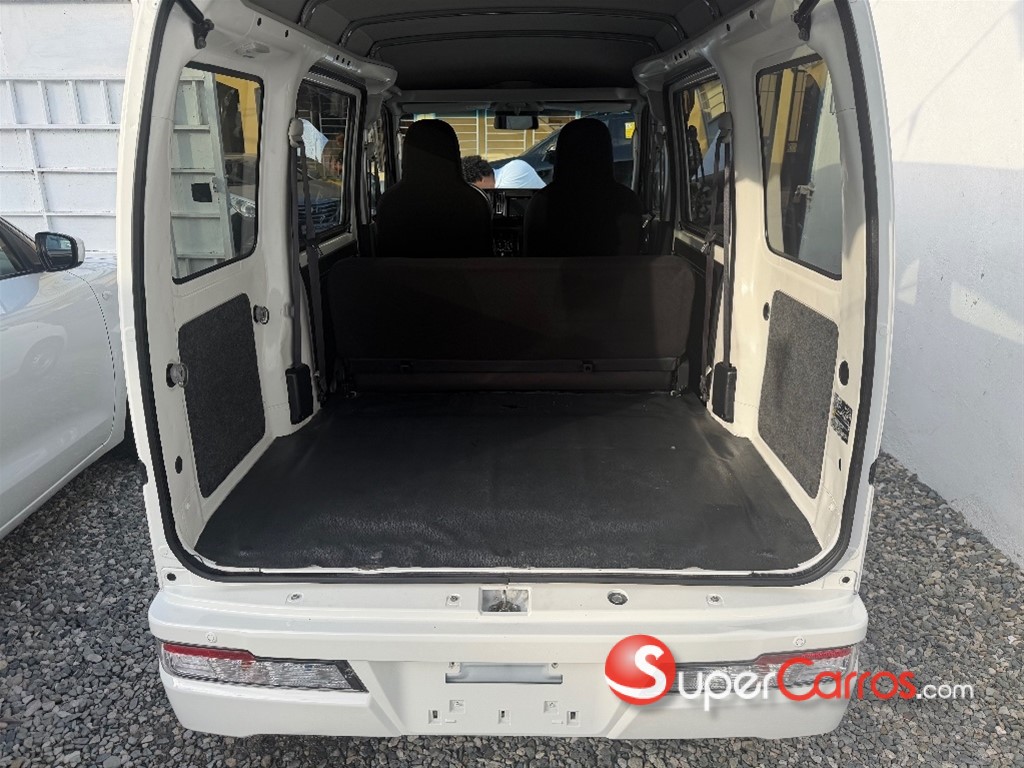 2021 Daihatsu Hijet — foto 6 / 11