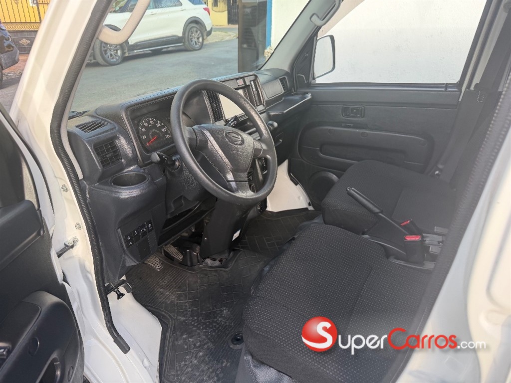 2021 Daihatsu Hijet — foto 11 / 11