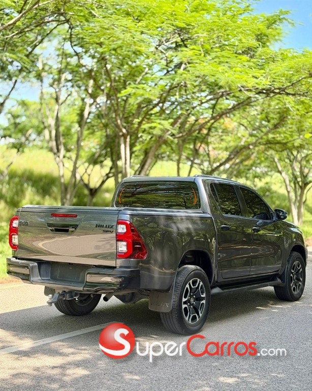 2023 Toyota Hilux — foto 3 / 7