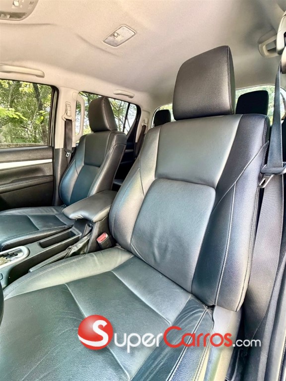 2023 Toyota Hilux — foto 5 / 7