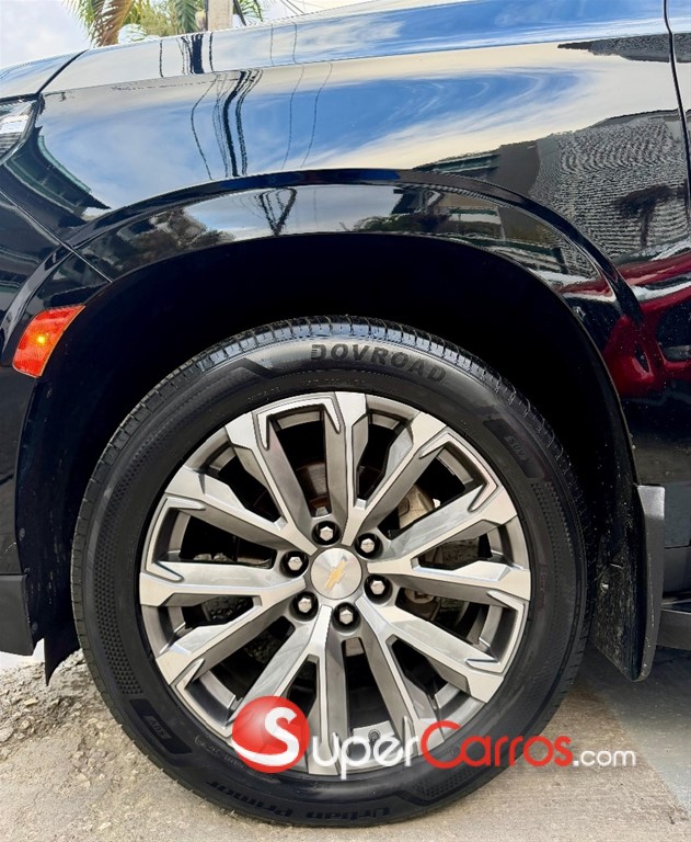 2021 Chevrolet Tahoe LT — foto 6 / 12