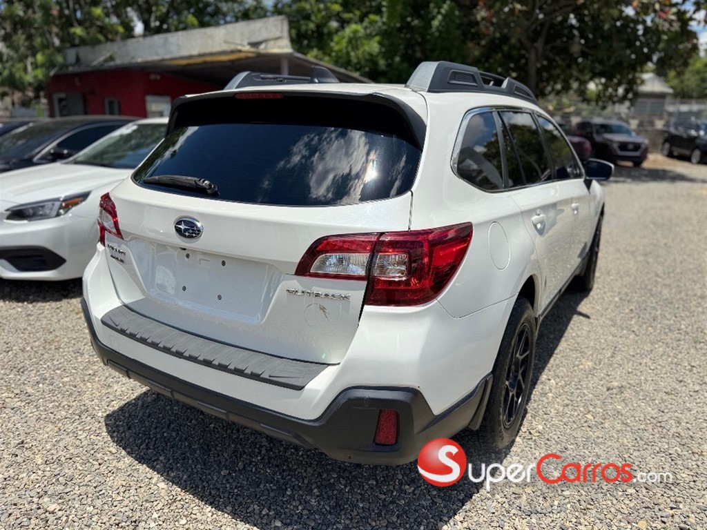 2018 Subaru Outback Premium — foto 4 / 10