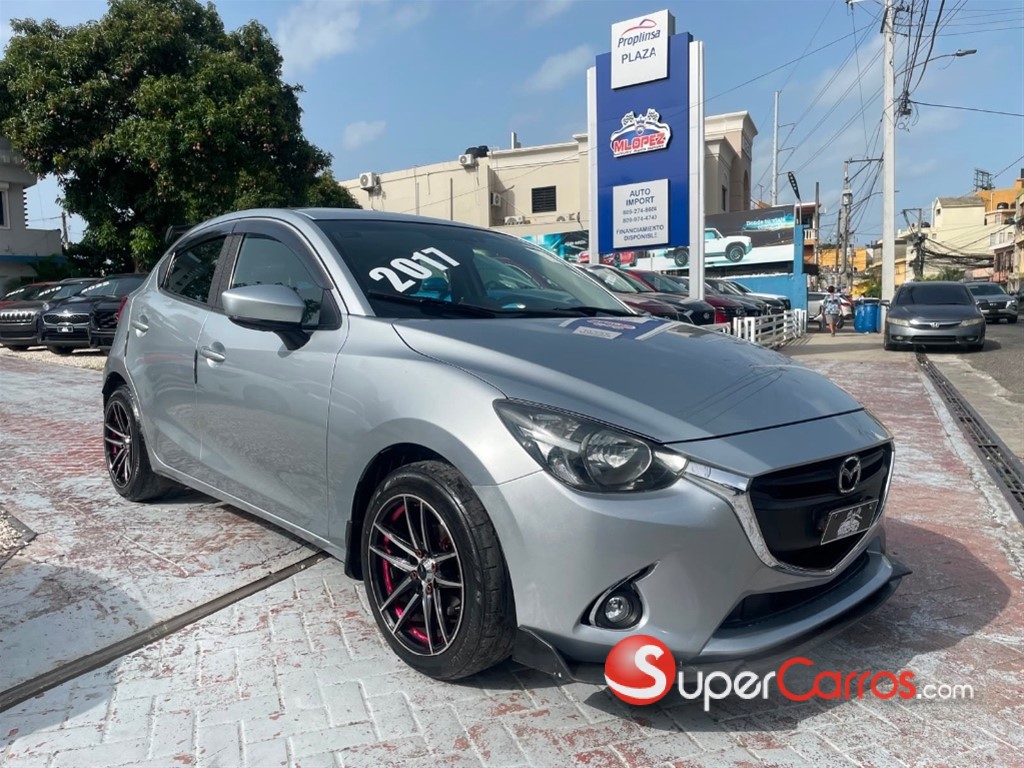 2017 Mazda Demio — foto 2 / 10