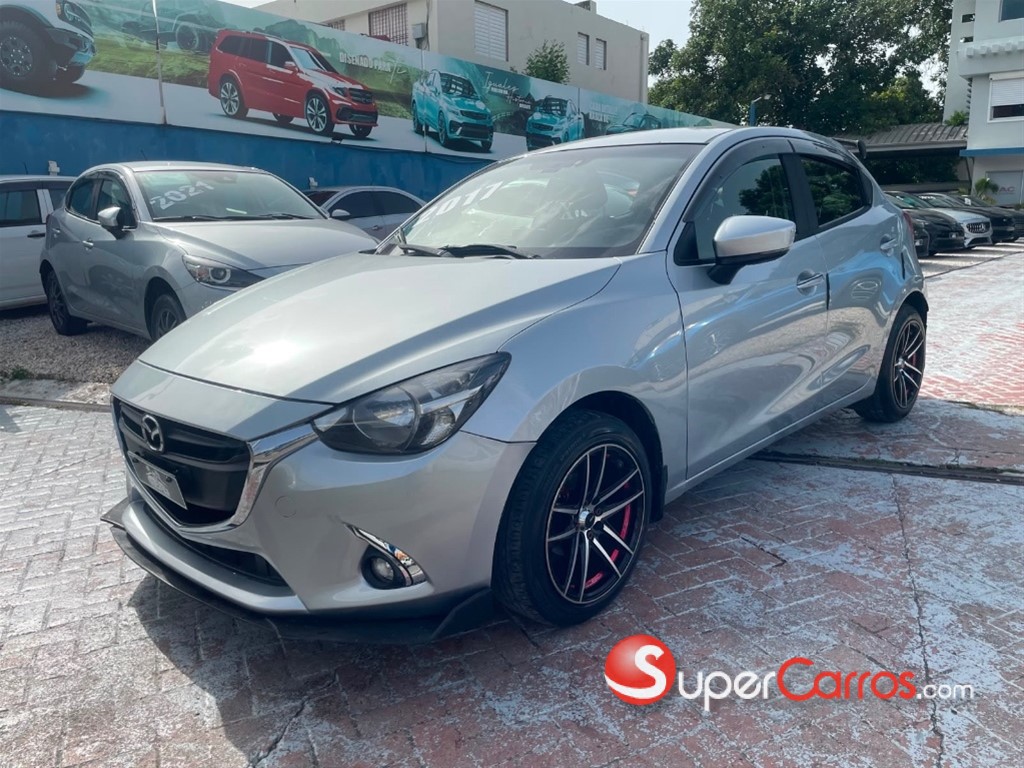 2017 Mazda Demio — foto 3 / 10