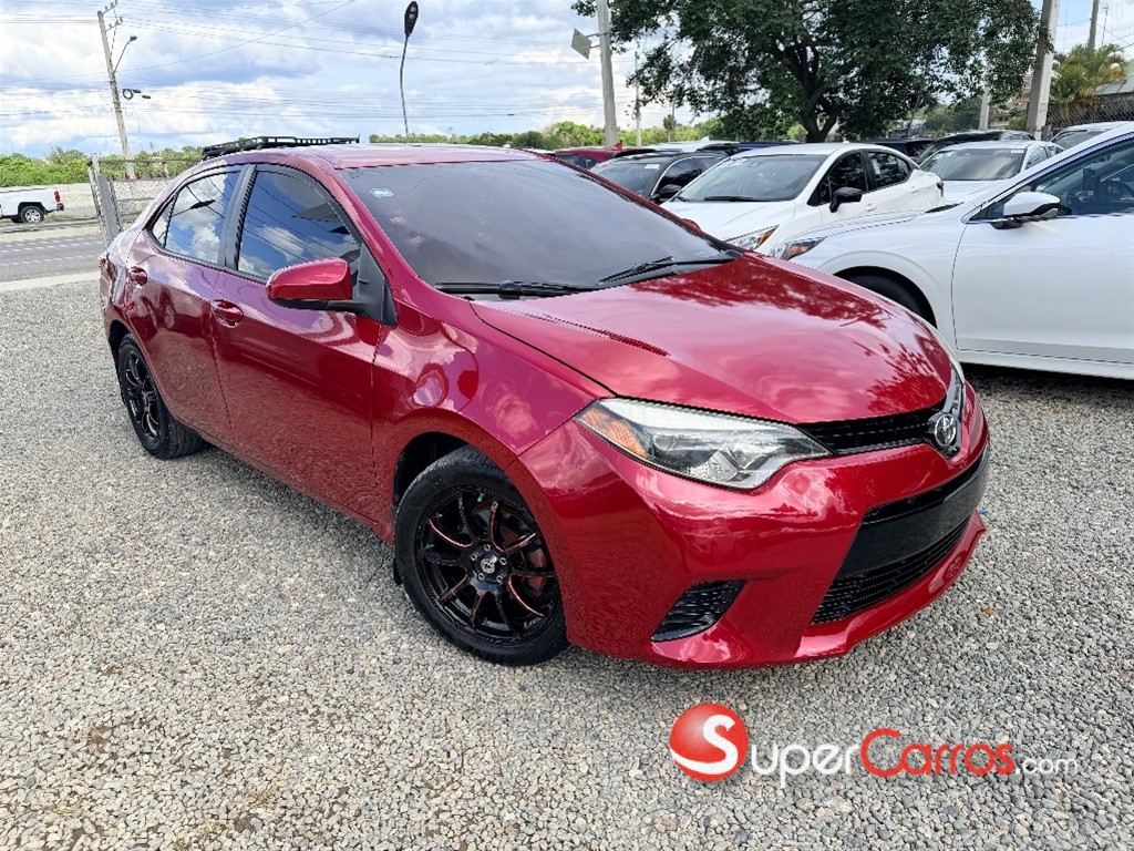2015 Toyota Corolla LE — foto 2 / 9