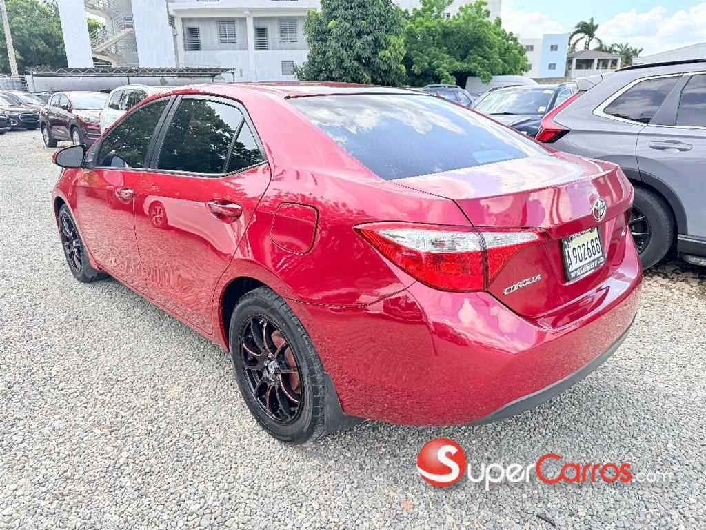 2015 Toyota Corolla LE — foto 5 / 9