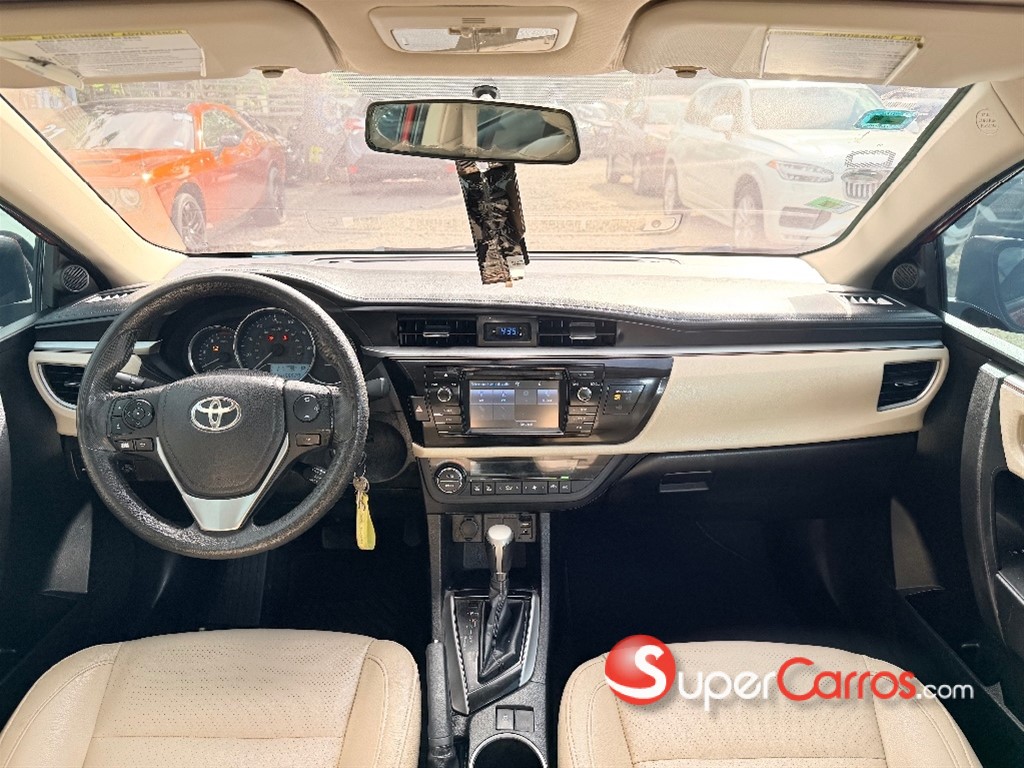 2015 Toyota Corolla LE — foto 7 / 9