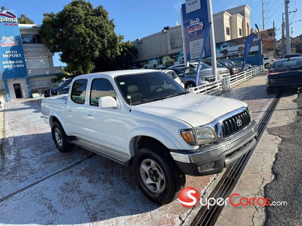 2004 Toyota Tacoma SR5 — foto 2 / 10