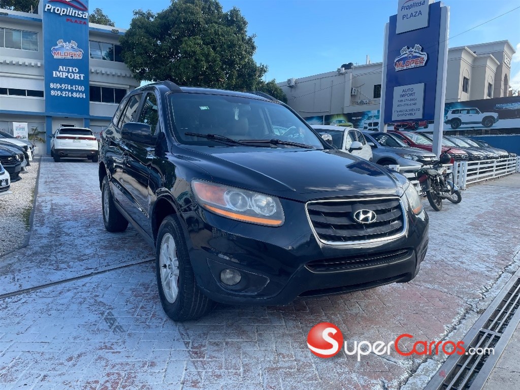 2011 Hyundai Grand Santa Fe — foto 2 / 9