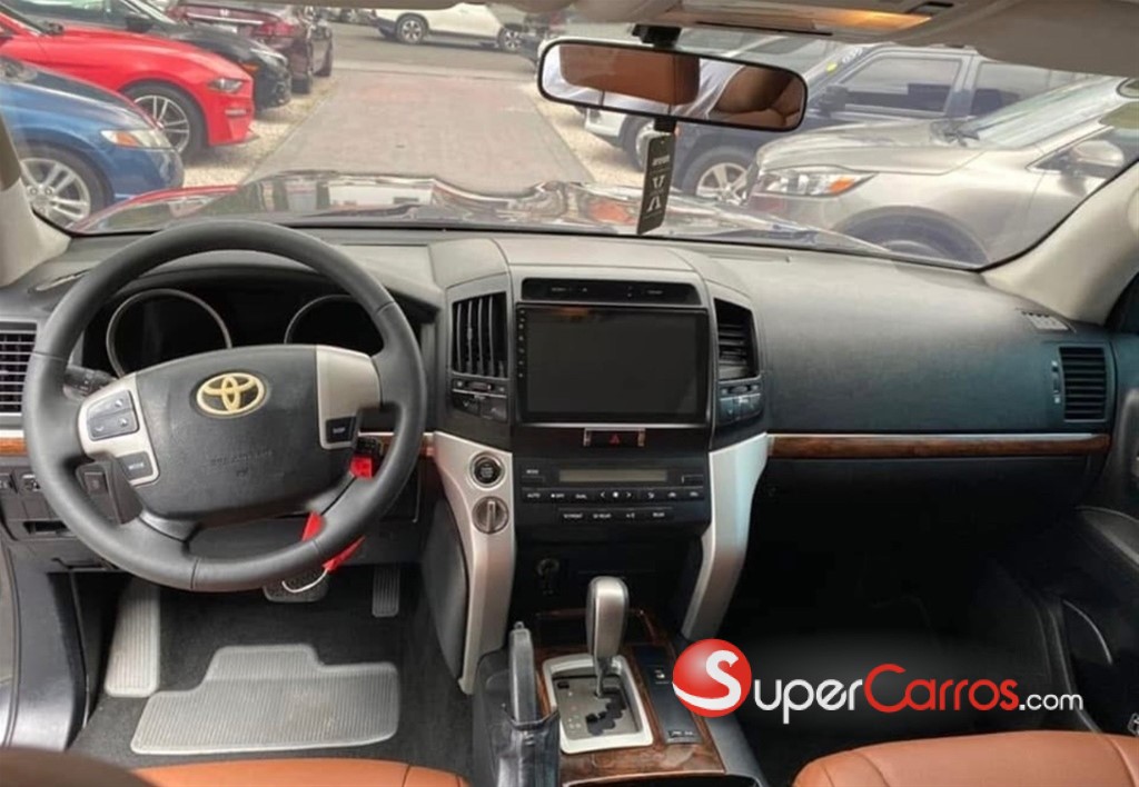2008 Toyota Land Cruiser VXR — foto 9 / 11