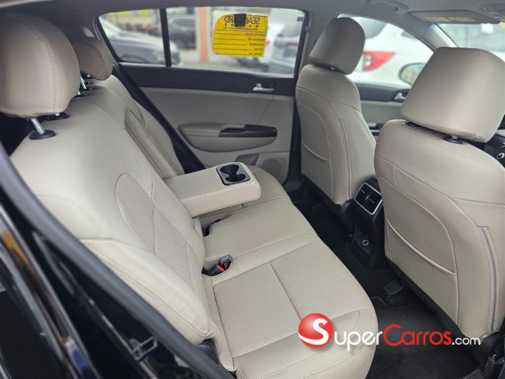 2020 Kia Sportage Sport — foto 3 / 9