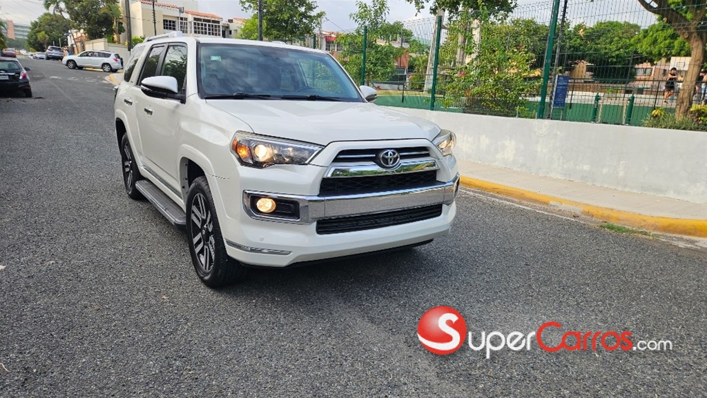 2020 Toyota 4 Runner Limited — foto 2 / 12