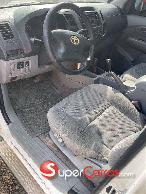 2008 Toyota Hilux — foto 5 / 12