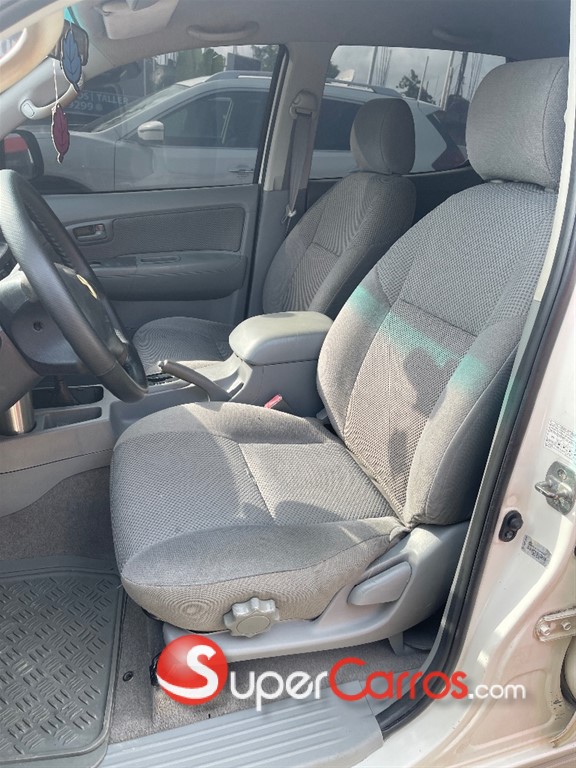 2008 Toyota Hilux — foto 6 / 12