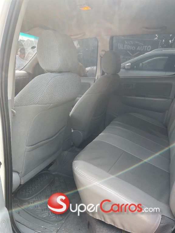 2008 Toyota Hilux — foto 7 / 12
