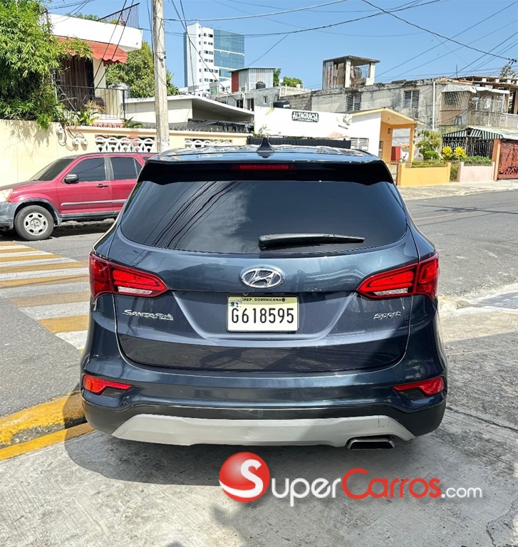 2017 Hyundai Santa Fe Sport — foto 5 / 12