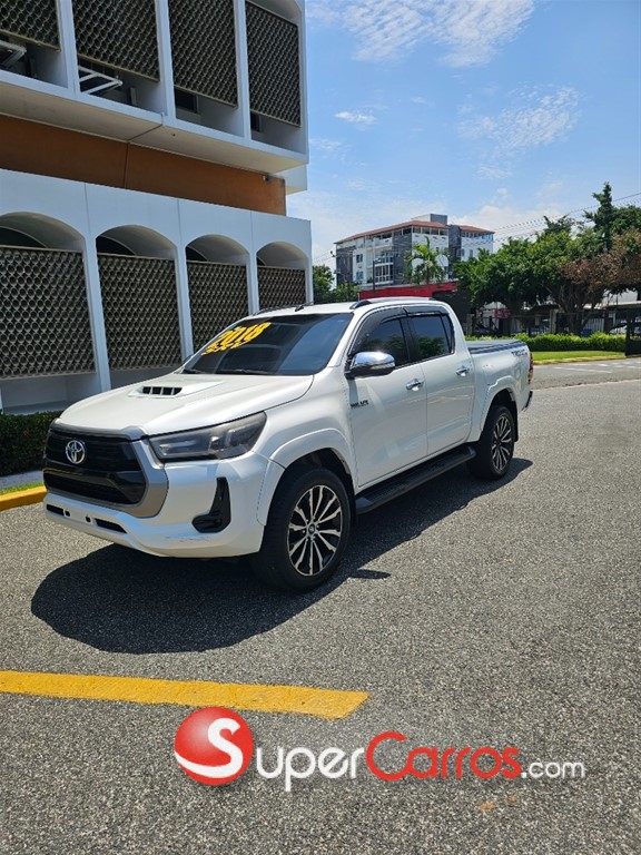 2018 Toyota Hilux SRV — foto 2 / 11