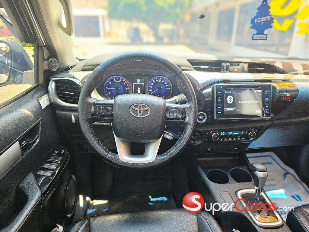 2018 Toyota Hilux SRV — foto 11 / 11