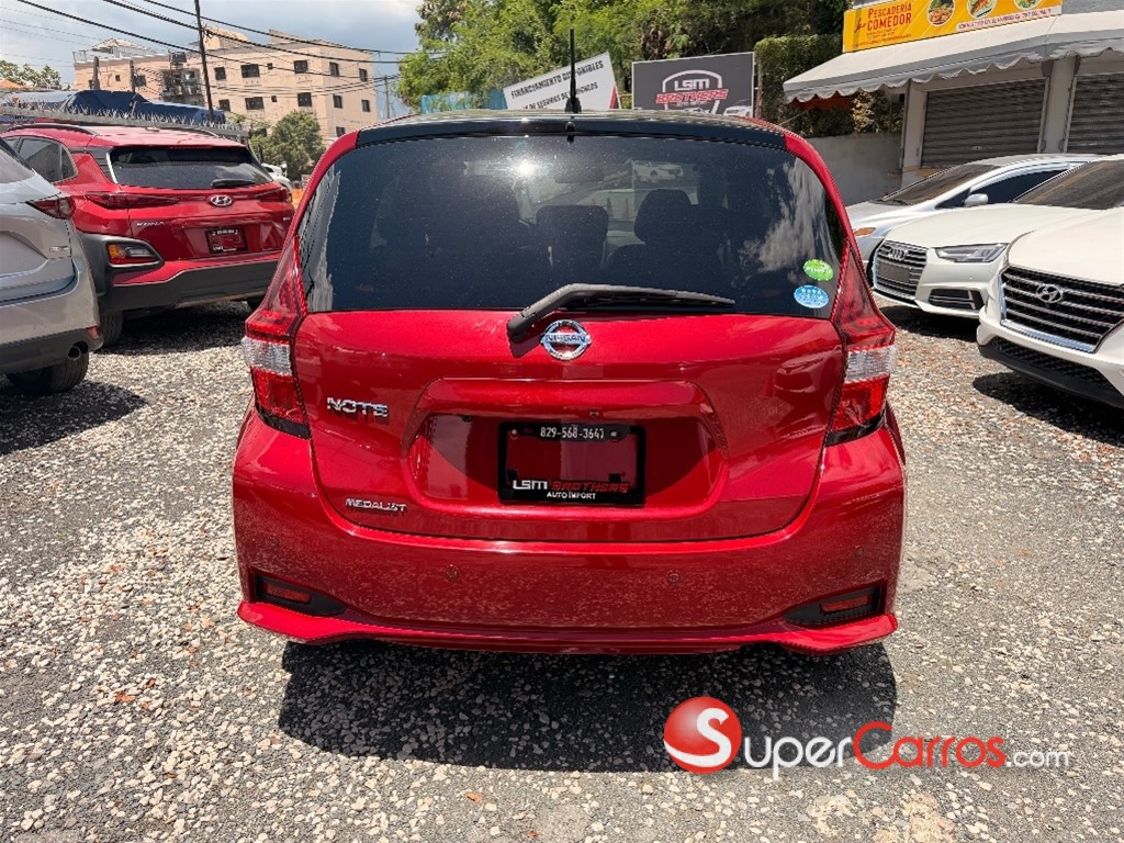 2020 Nissan Note — foto 8 / 12
