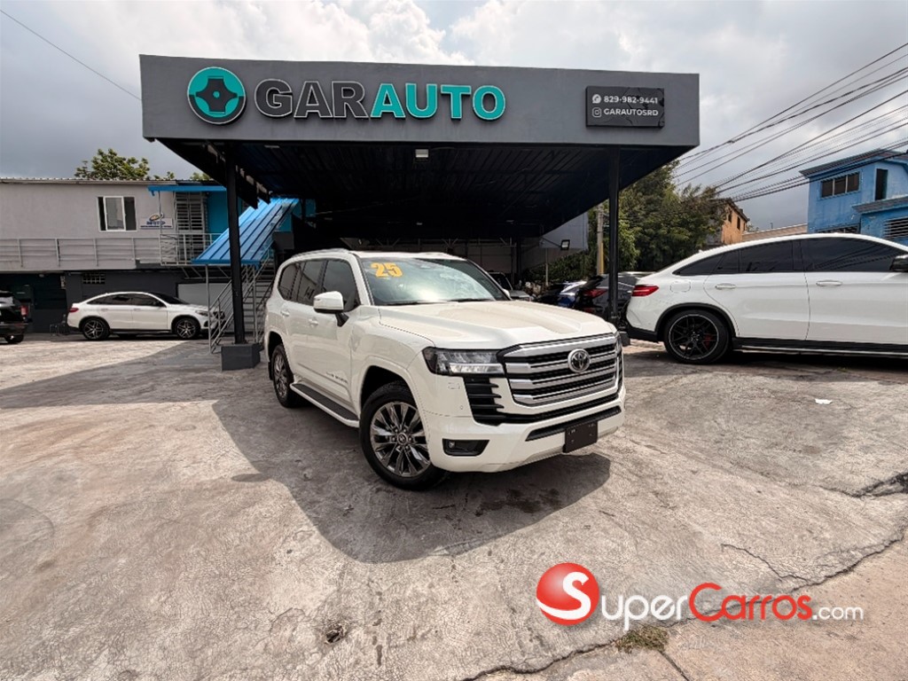 2025 Toyota Land Cruiser 300 GXR — foto 3 / 12