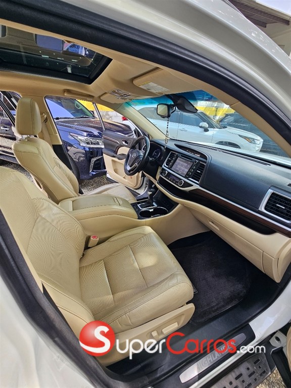 2015 Toyota Highlander Limited Platinum — foto 7 / 10