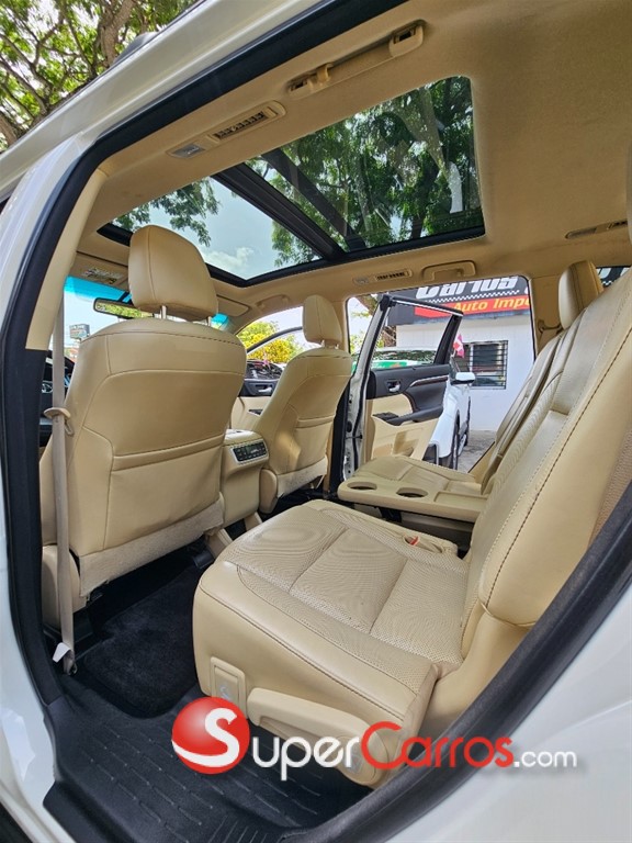 2015 Toyota Highlander Limited Platinum — foto 10 / 10