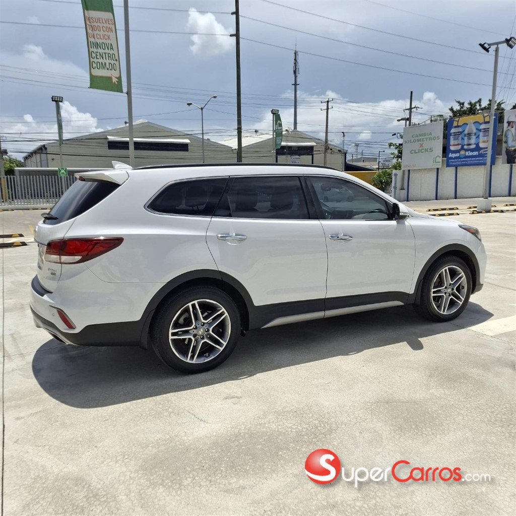 2017 Hyundai Santa Fe Ultimate — foto 7 / 12