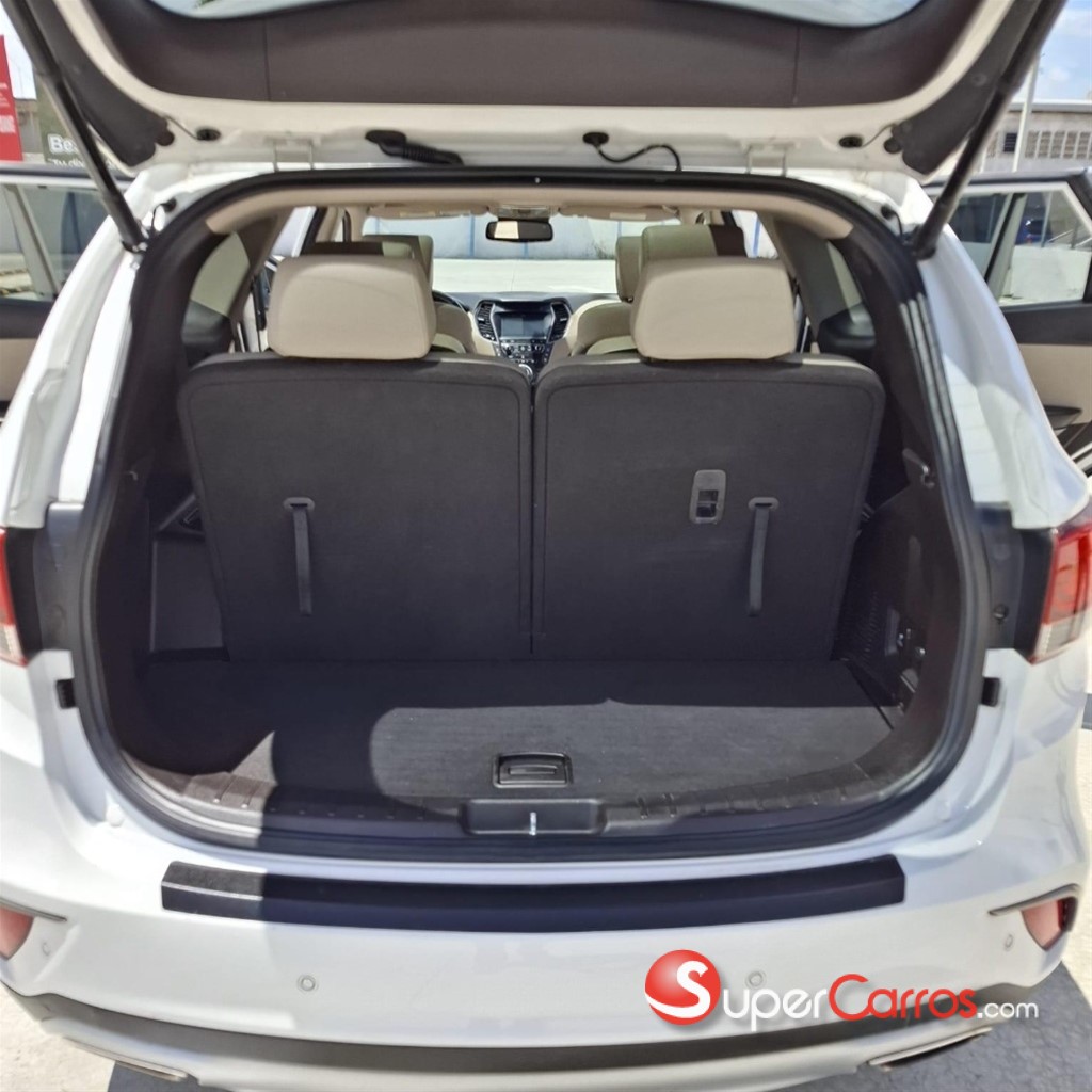 2017 Hyundai Santa Fe Ultimate — foto 10 / 12