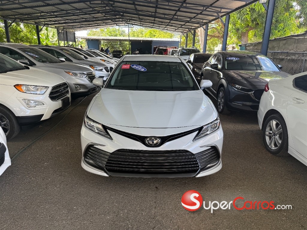 2022 Toyota Camry LE