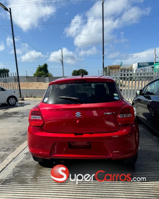 2018 Suzuki Swift — foto 7 / 8