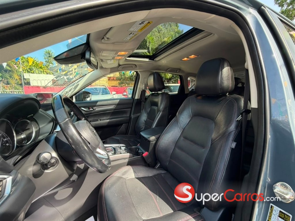 2022 Mazda CX-5 Carbon Edition — foto 8 / 11