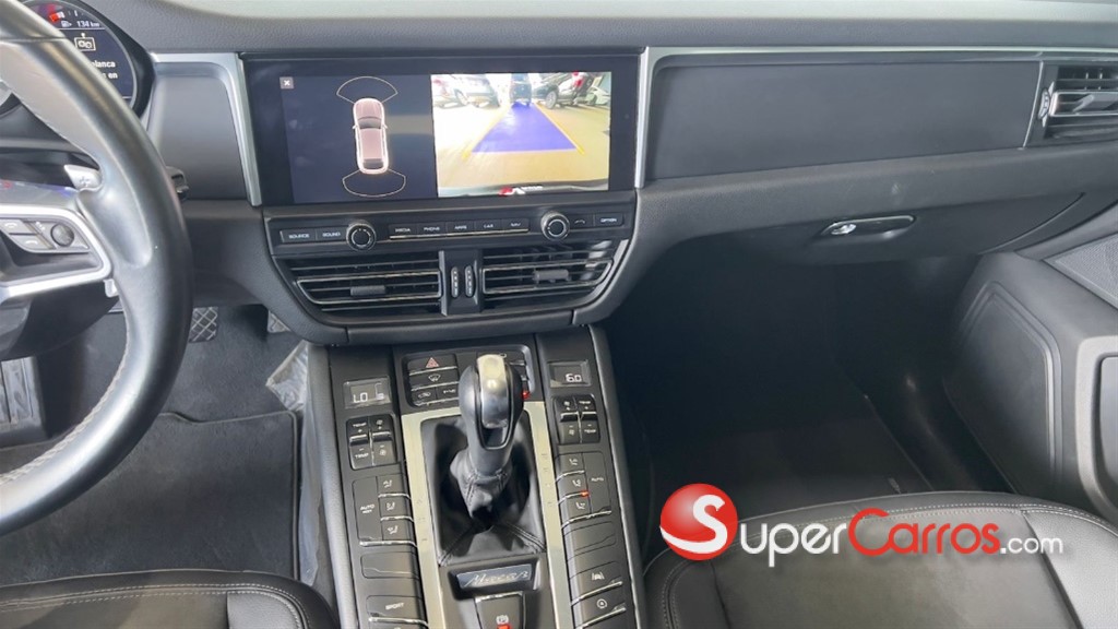 2019 Porsche Macan — foto 10 / 12