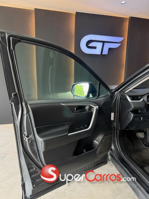 2023 Toyota RAV4 LE — foto 2 / 10