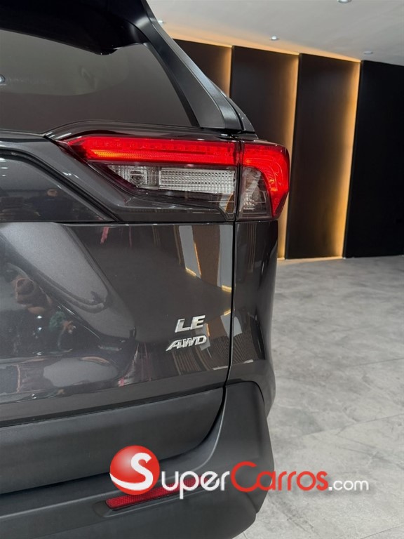 2023 Toyota RAV4 LE — foto 5 / 10