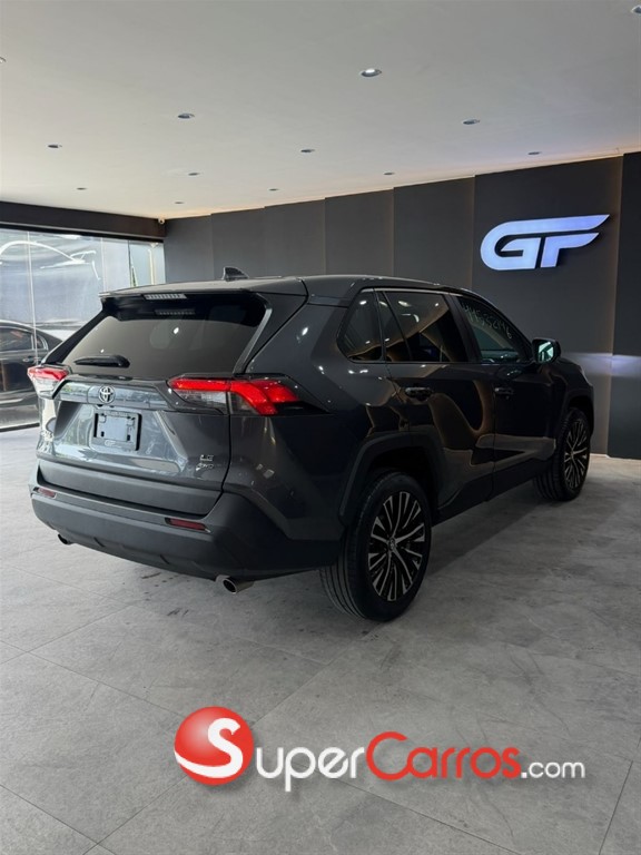 2023 Toyota RAV4 LE — foto 8 / 10