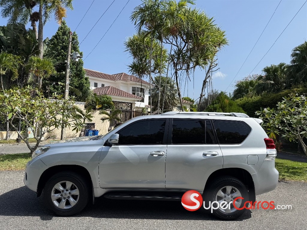 2013 Toyota Land Cruiser Prado TXL — foto 3 / 10