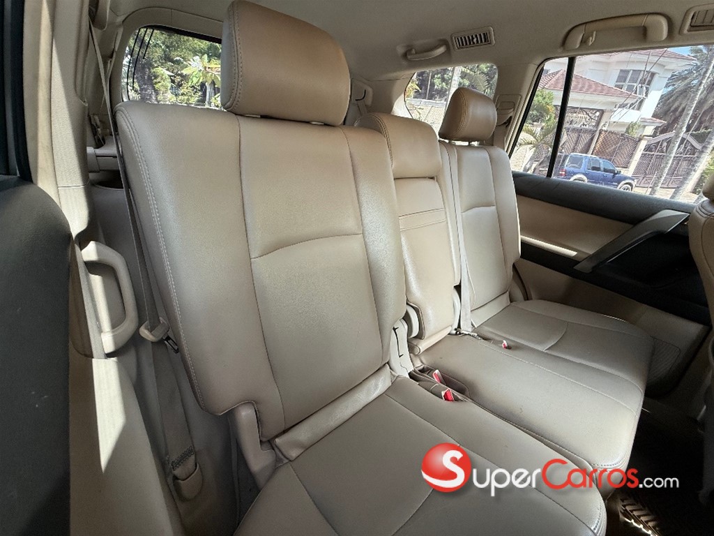 2013 Toyota Land Cruiser Prado TXL — foto 9 / 10