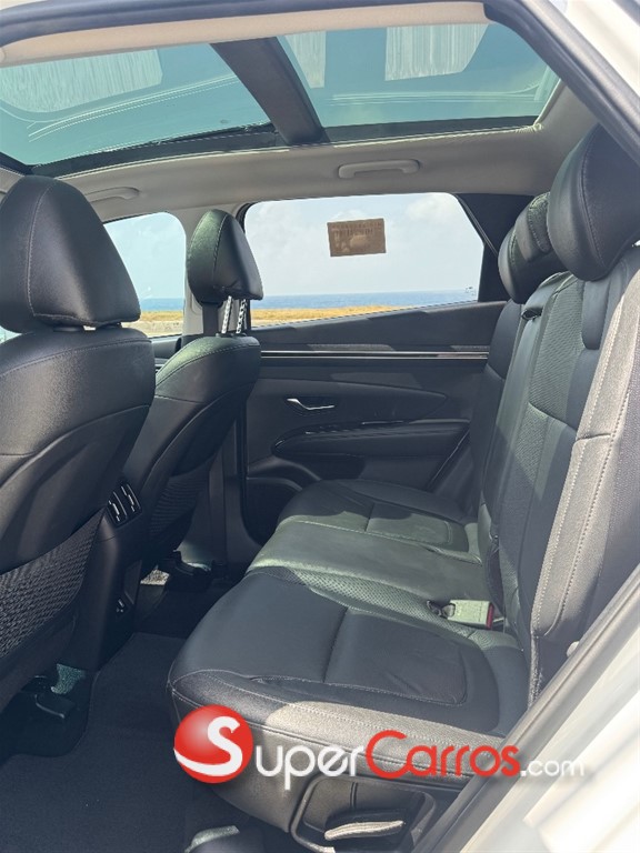 2022 Hyundai Tucson LIMITED — foto 9 / 12