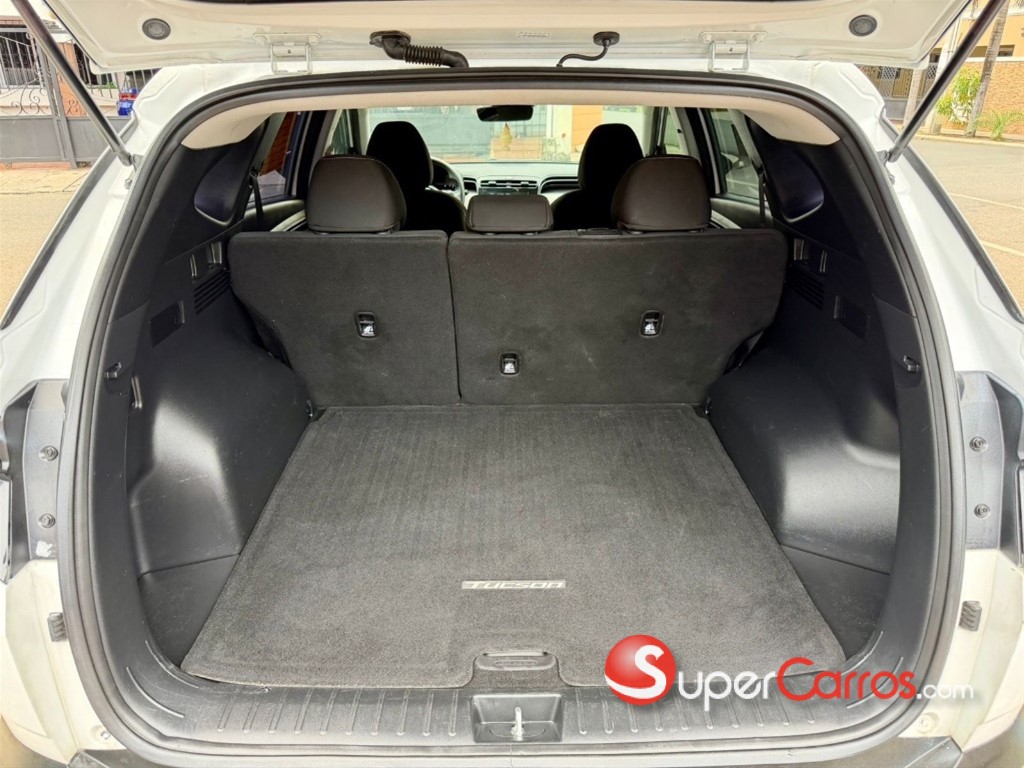 2022 Hyundai Tucson SE — foto 8 / 11