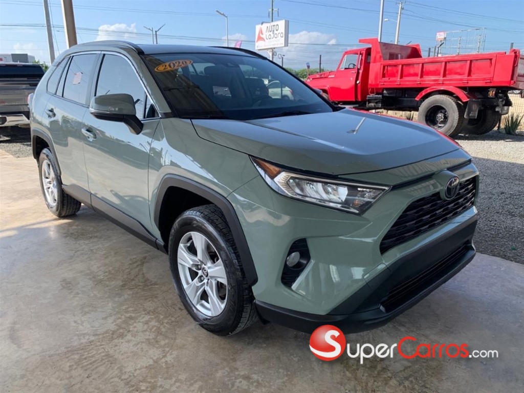 2020 Toyota RAV4 XLE