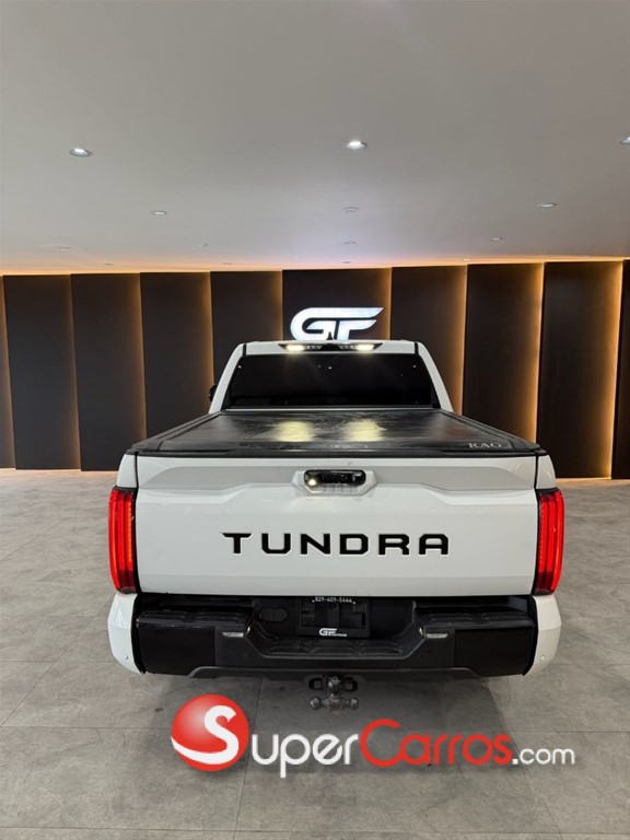 2023 Toyota Tundra LIMITED — foto 9 / 10