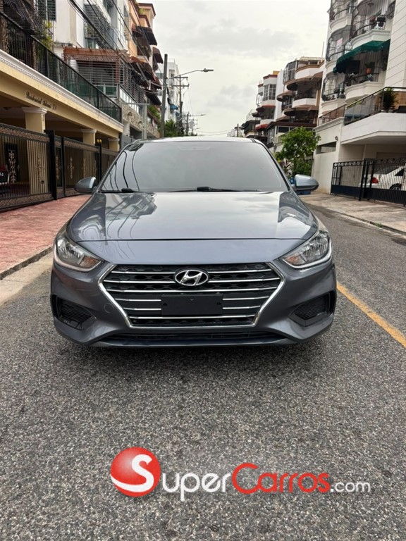 2020 Hyundai Accent — foto 8 / 9