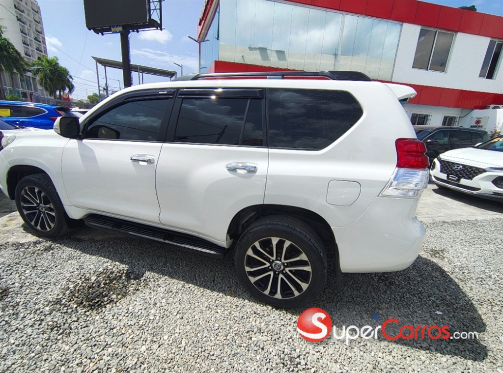 2013 Toyota Land Cruiser Prado TXL — foto 5 / 9