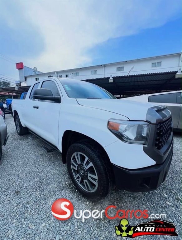 2021 Toyota Tundra SR5 — foto 2 / 8