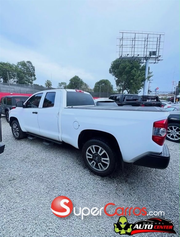 2021 Toyota Tundra SR5 — foto 5 / 8