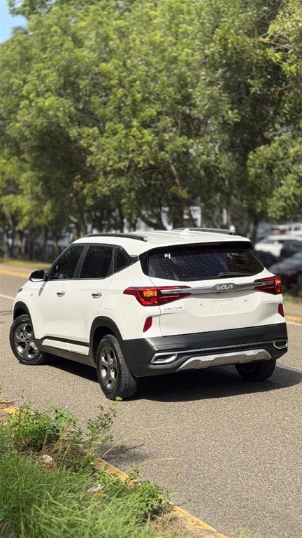 2023 Kia Seltos S Turbo — foto 4 / 11