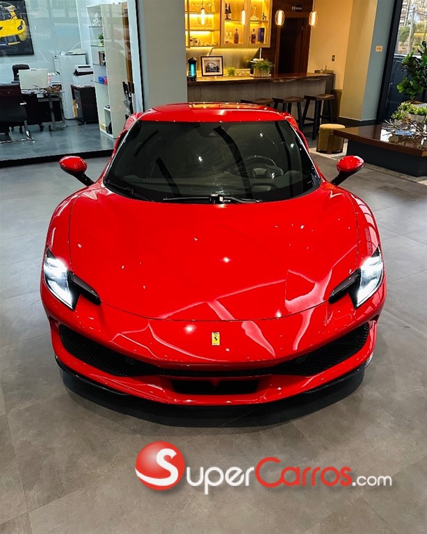 2023 Ferrari 296 GTB — foto 2 / 12