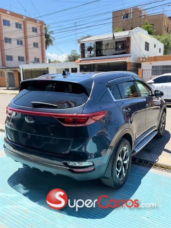 2020 Kia Sportage LX — foto 8 / 12